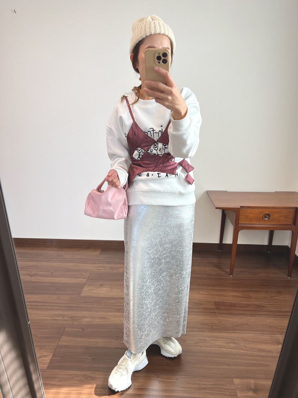 フロントデザインスウェット【SANSeLF】sanw23a021 SANSeLF（サンセルフ）の「フロントデザインスウェット【SANSeLF