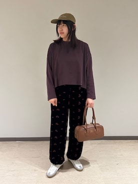 「FALKE（ファルケ）のアイテム」を使った、Bshopスタッフさん（レディース・164cm）の冬コーディネート