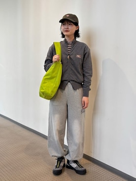 「アイテム（その他トップス）」を使った、Bshopスタッフさん（レディース・164cm）の秋コーディネート