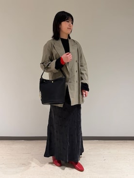 「TICCA（ティッカ）のTICCA | 〈別注〉 キュプラフラワーエンブロイダリースカート WOMEN（スカート、グレー系）」を使った、Bshopスタッフさん（メンズ・178cm）の春コーディネート