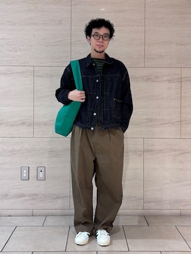 「アイテム（Tシャツ/カットソー、グリーン系）」を使った、Bshopスタッフさん（メンズ・170cm）の秋コーディネート