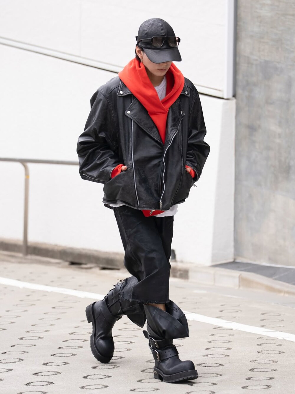 BALENCIAGA ブラックブーツ 収納袋付き BALENCIAGA ブラック スノーブーツ 収納袋付き - メルカリ