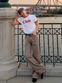 kanayamataisei｜Stockholm Surfboard ClubのTシャツ/カットソーを使った参考コーディネート