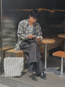 「AURALEE（オーラリー）のアイテム」を使った、kanayamataiseiさん（メンズ・178cm）の夏コーディネート