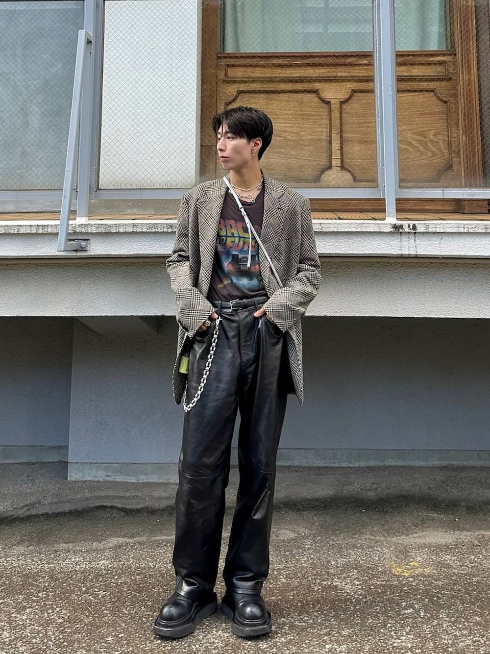 Rick Owensのアイテムを使った「レザーパンツ」の人気ファッション