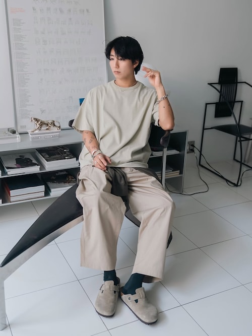 「BIRKENSTOCK（ビルケンシュトック）の【公式】ビルケンシュトック Boston/ボストン スエードレザー（サンダル）」を使った、kanayamataiseiさん（メンズ・178cm）の夏コーディネート