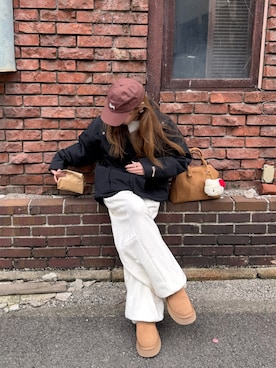 「アイテム（スリッポン）」を使った、AYAさん（レディース・158cm）の冬コーディネート