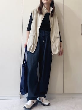 「アイテム（スニーカー）」を使った、NAnaさん（レディース・158cm）の秋コーディネート