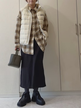 「アイテム（ダウンベスト）」を使った、NAnaさん（レディース・158cm）の秋コーディネート
