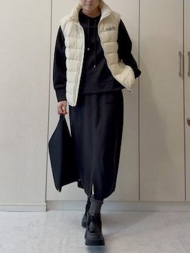 「アイテム（ダウンベスト）」を使った、NAnaさん（レディース・158cm）の秋コーディネート