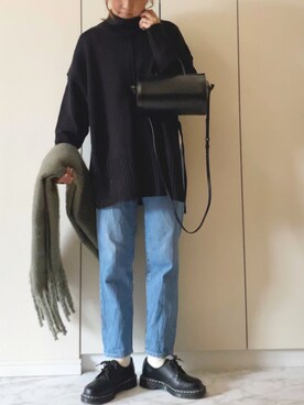 「YAHKI（ヤーキ）のアイテム（ショルダーバッグ）」を使った、NAnaさん（レディース・158cm）の冬コーディネート