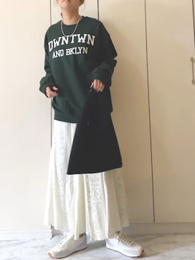 「ECRIRE（エクリール）のアイテム（スウェット）」を使った、NAnaさん（レディース・158cm）の冬コーディネート
