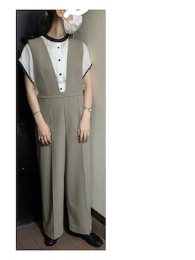 「ノーカラー」｜「アイテム（サロペット/オーバーオール）」を使った、ハルさん（レディース・158cm）の秋コーディネート