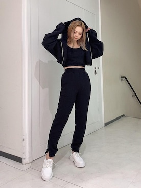 「アイテム（キャミソール、ブラック系）」を使った、ENVYM_ERIKAさん（レディース・160cm）の冬コーディネート