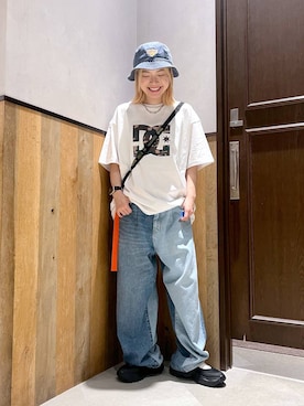 「WEEKEND(ER)（ウィークエンダー）のアイテム」を使った、ミンチャンさん（レディース・155cm）の秋コーディネート