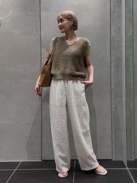 「秋服」｜「アイテム（ベスト）」を使った、稲垣　オデット エ オディール スタッフさん（レディース・157cm）の秋コーディネート