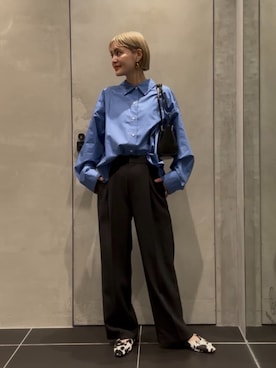 「秋服」｜「アイテム（サンダル）」を使った、稲垣　オデット エ オディール スタッフさん（レディース・157cm）の秋コーディネート