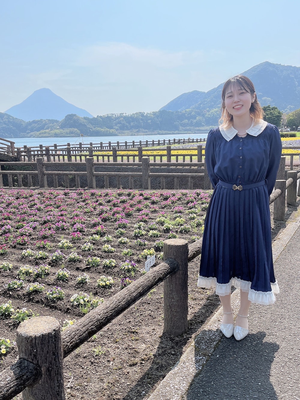 「結婚式 ワンピース、おさがり、リメイク、ドレス」｜「おばあちゃんのおさがりのアイテム（ドレス、ブルー系）」を使った、うるふのもも。さん（レディース・151cm）の春コーディネートの1枚目の写真