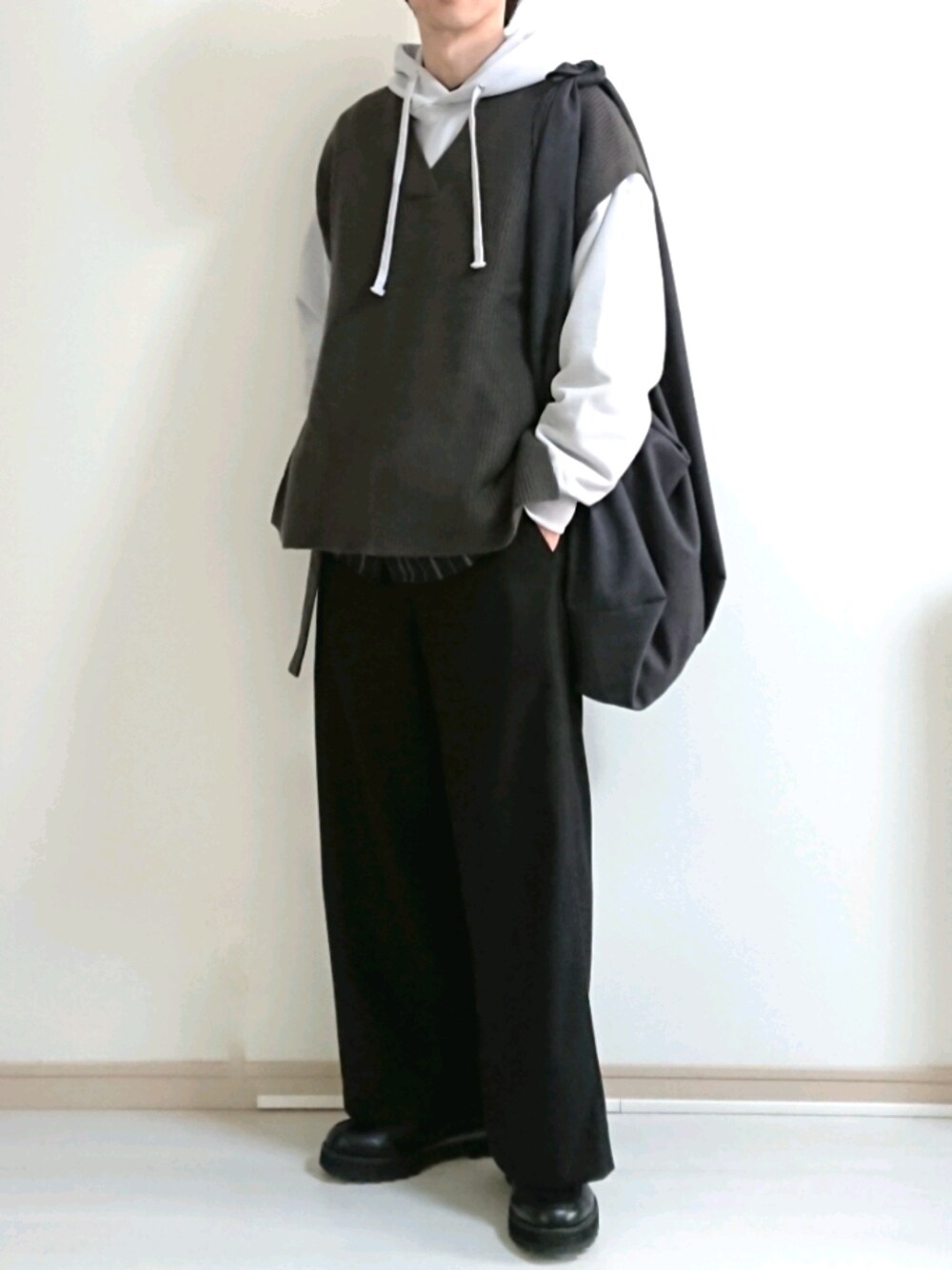 【一点限り！完売品】KUUUPY サイドスリットブライトパーカー KUUUPY（クーピー）の「Side Slit Bright Parker - サイドスリット