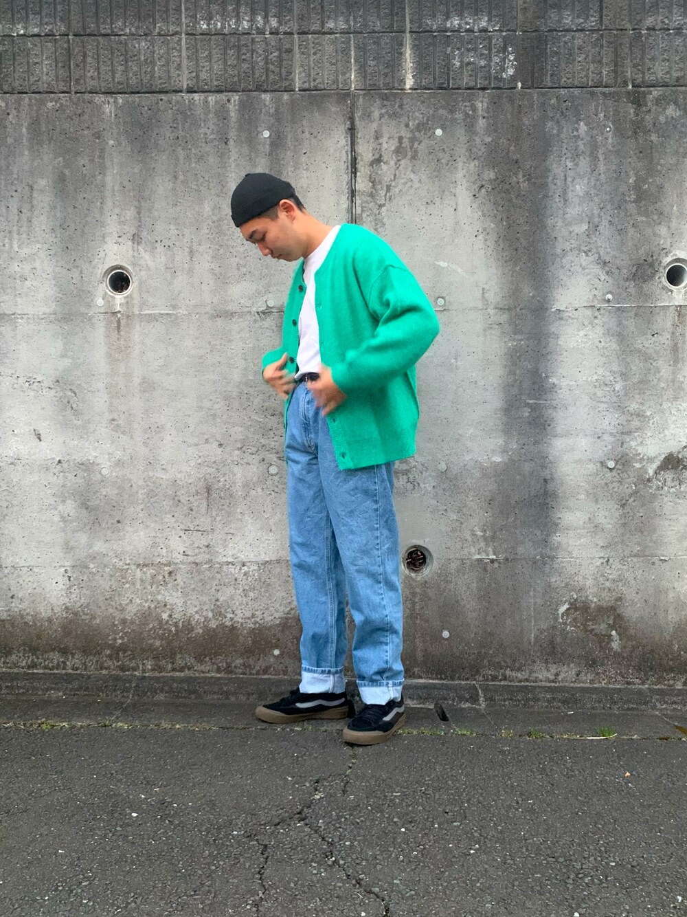 「私の推しブランド、HARE、ootd、春コーデ、グリーン、ラフ、フィッシャーマンキャップ、カーディガン、デニムパンツ、デニム、VANS、スケータースタイル」｜「HAREのモヘヤマルチデザインカーディガン(HARE)（カーディガン/ボレロ、グリーン系）」を使った、ⲊⲁⲊⲁ.さん（メンズ・179cm）の冬コーディネートの1枚目の写真