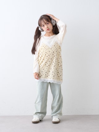 「CIAOPANIC TYPY(チャオパニックティピー)の【KIDS】ZOZO限フラワープリントレースベロアアシメキャミチュニック(チュニック)」を使った、hisuiさん(キッズ・130cm)の秋コーディネート