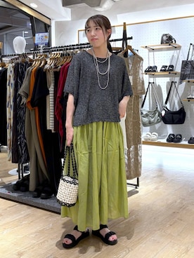 「アイテム（ニット/セーター）」を使った、やまゆかさん（レディース・162cm・20代）の夏コーディネート
