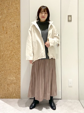 「タートルネック」｜「アイテム（マウンテンパーカー）」を使った、やまゆかさん（レディース・161cm）の秋コーディネート