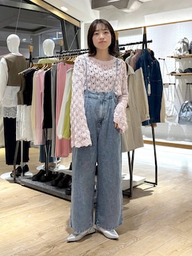 「LEPSIM（レプシィム）のストラップミュールパンプス　647404（パンプス、シルバー系）」を使った、やまゆかさん（レディース・161cm）の春コーディネート