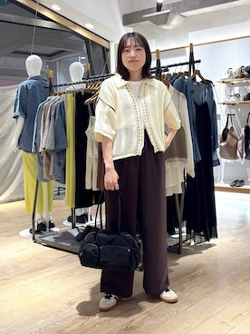 「LEPSIM（レプシィム）の《リネンライクドライシリーズ》ギャザーワイドパンツ　638911（その他パンツ、ブラウン系）」を使った、やまゆかさん（レディース・161cm）の春コーディネート