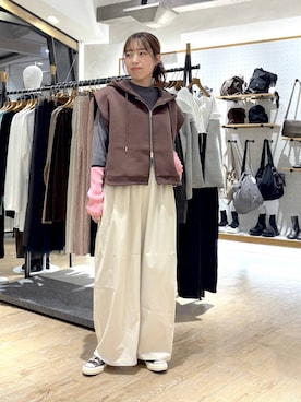 「LEPSIM（レプシィム）のイージーコクーンワイドパンツ　499926（その他パンツ）」を使った、やまゆかさん（レディース・162cm）の秋コーディネート