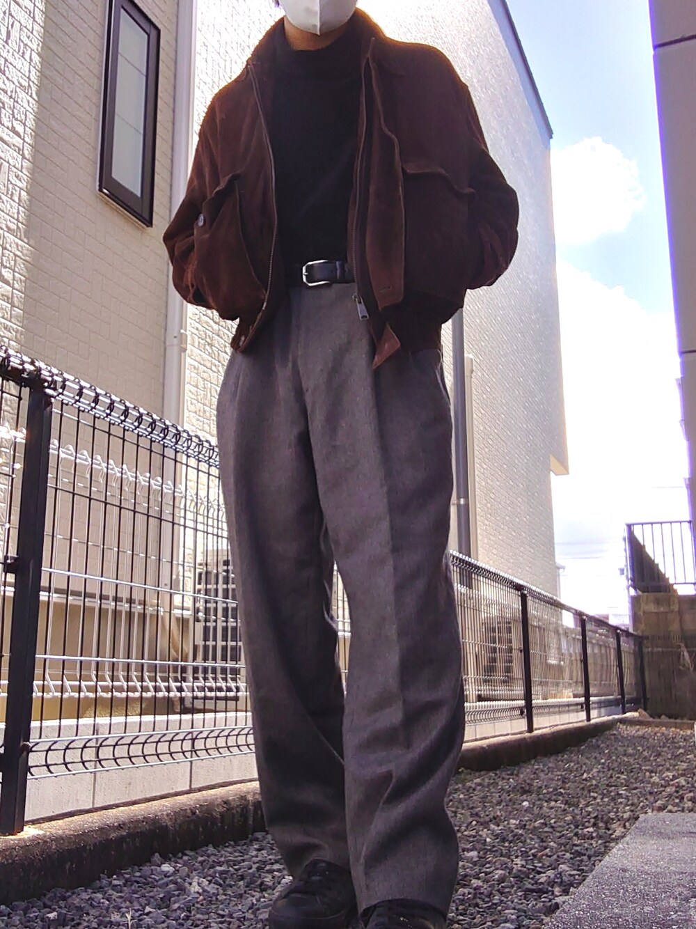 「休日スタイル、大人コーデ、休日コーデ、古着、古着好きな人と繋がりたい、古着コーデ、ブラウンコーデ、christian dior」｜「Christian Diorのアイテム（ジャケット/アウター、ブラウン系）」を使った、fumiさん（メンズ・171cm）の冬コーディネートの2枚目の写真