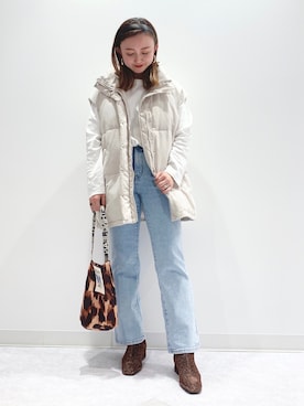 「HONEYSUCKLE ROSE（ハニーサックルローズ）のアイテム（その他アウター）」を使った、matsunaga tomoeさん（レディース・157cm）の秋コーディネート