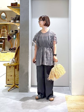 「studio CLIP（スタディオクリップ）の【daily CLIP】さらりタックスラックス（スラックス、グレー系）」を使った、さちち さん（レディース・156cm）の夏コーディネート