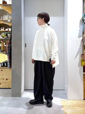 「アイテム（カードケース）」を使った、さちち さん（レディース・156cm）の秋コーディネート