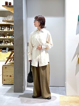 「アイテム（シャツ/ブラウス）」を使った、さちち さん（レディース・156cm・50代）の秋コーディネート