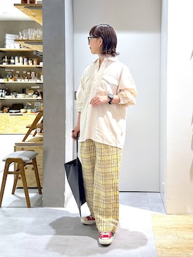 「アイテム（イエロー系）」を使った、さちち さん（レディース・156cm・50代）の秋コーディネート