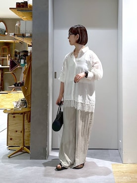 「studio CLIP（スタディオクリップ）の【daily CLIP】リネンナイロンプレーンイージーパンツ（その他パンツ、グレー系）」を使った、さちち さん（レディース・156cm）の夏コーディネート