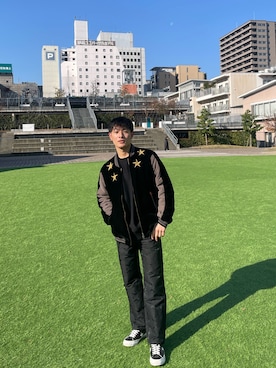 「glamb（グラム）のアイテム（スカジャン）」を使った、R.さん（メンズ・172cm）の秋コーディネート