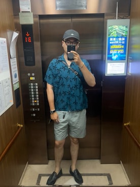 「TWO PALMS（トゥーパームス）のアイテム」を使った、杰森屎塔森さん（メンズ・187cm）の夏コーディネート