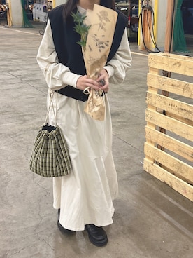 「秋」｜「アイテム（ノーカラージャケット）」を使った、sakuraさん（レディース・162cm）の秋コーディネート