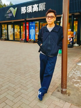 「UNIQLO（ユニクロ）のアイテム（チノパンツ、ブルー系）」を使った、atunndoさん（メンズ・170cm）の春コーディネート