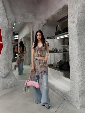 「DIESEL（ディーゼル）のアイテム（ショルダーバッグ）」を使った、北川 七海 (DIESEL)さん（レディース・166cm）の夏コーディネート