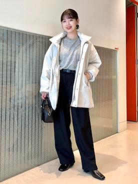 「アイテム（その他アウター、ホワイト系）」を使った、B:MING by BEAMS WOMENさん（レディース・161cm）の秋コーディネート