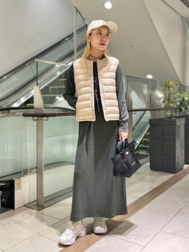 「LOGAN knitting mills（ローガンニッティングミルズ）のアイテム」を使った、B:MING by BEAMS WOMENさん（レディース・162cm）の秋コーディネート