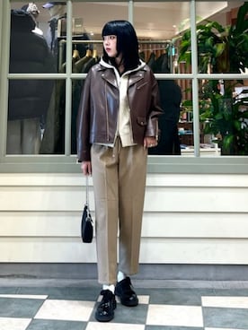 「アイテム（ライダースジャケット）」を使った、B:MING by BEAMS WOMENさん（レディース・167cm）の冬コーディネート