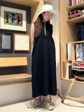 「SHAKA（シャカ）のアイテム」を使った、B:MING by BEAMS WOMENさん（レディース・165cm）の夏コーディネート