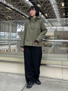 「アイテム（マウンテンパーカー）」を使った、B:MING by BEAMS WOMENさん（レディース・159cm）の秋コーディネート