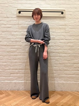 「アイテム（スウェットパンツ）」を使った、B:MING by BEAMS WOMENさん（レディース・166cm）の秋コーディネート