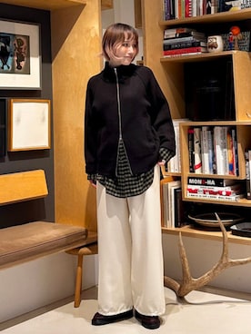 「B:MING by BEAMS（ビーミングバイビームス）のアイテム（ニット/セーター）」を使った、B:MING by BEAMS WOMENさん（レディース・164cm）の秋コーディネート