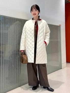 「アイテム（ノーカラーコート）」を使った、B:MING by BEAMS WOMENさん（レディース・161cm）の秋コーディネート